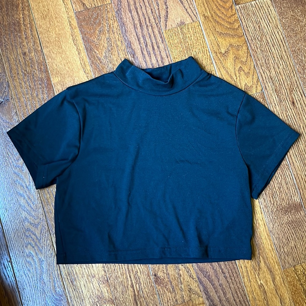 SHEIN black crop top. Women’s small.